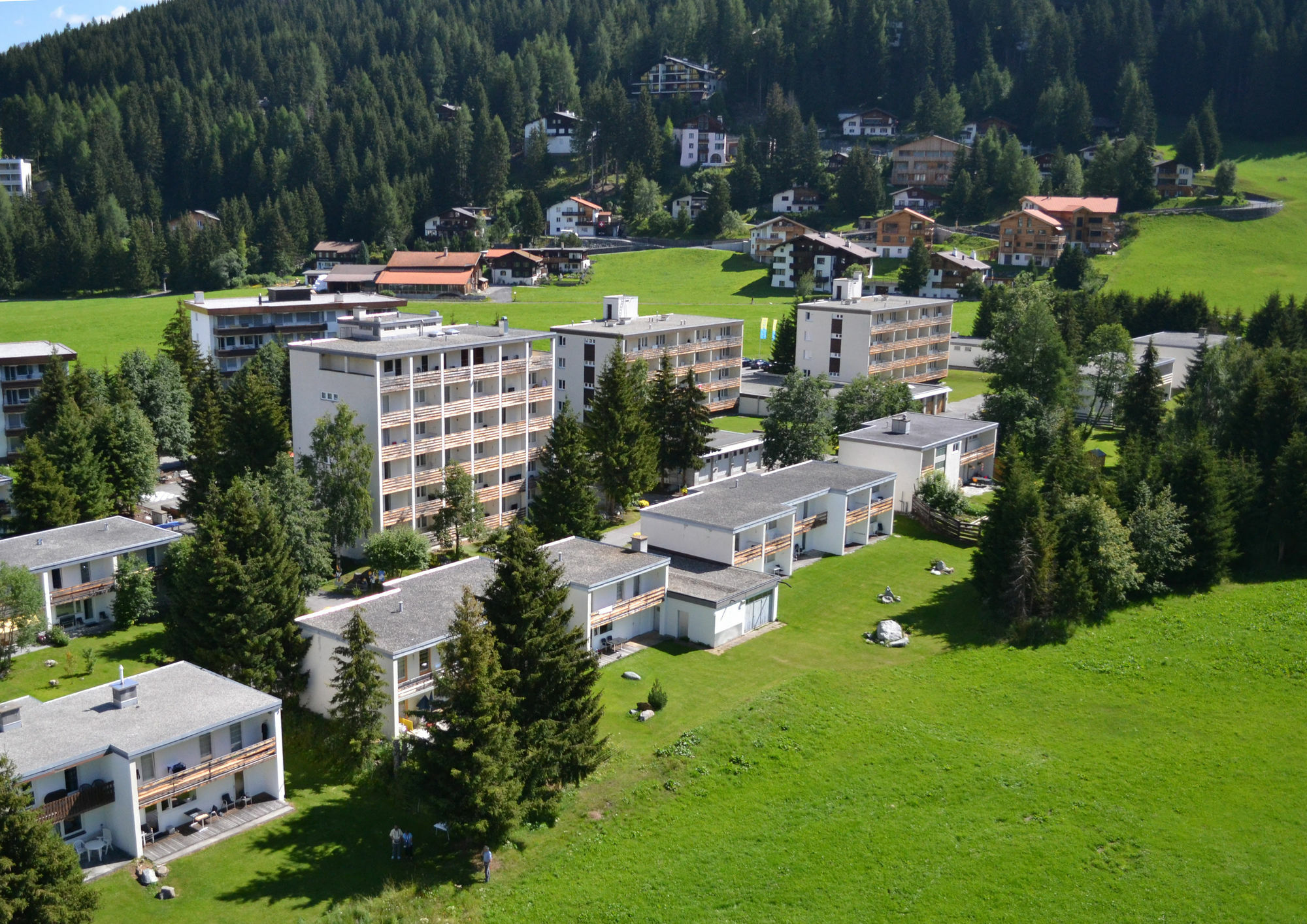 Private Holiday Homes By Solaria Νταβός Εξωτερικό φωτογραφία